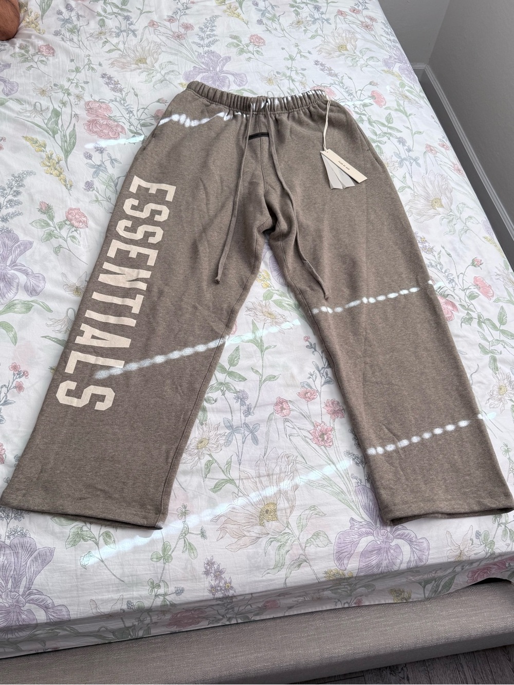 Brand New ESSENTIALS Sweatpants Size Small Brown Logo Sweatpants 100% cotton